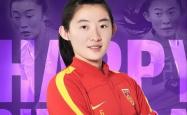 开云官网-顶尖女足运动员在比赛中展现出色技艺的简单介绍